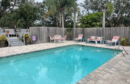 Palmetto House | Charming Pool & 4-bedroom house with WiFi and AC in peaceful Palmetto