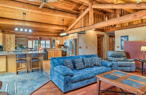 Rapid City House | Charming Rapid City Cabin: 15 Mi to Mt. Rushmore!