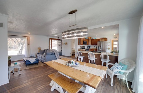 Norway House | Charming Riverfront Retreat in Monticello!