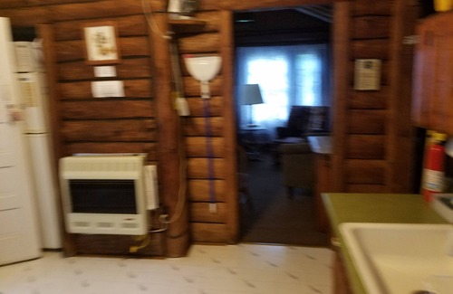 Paradise Cabin | Charming rustic cottage on the shores of Lake Superior