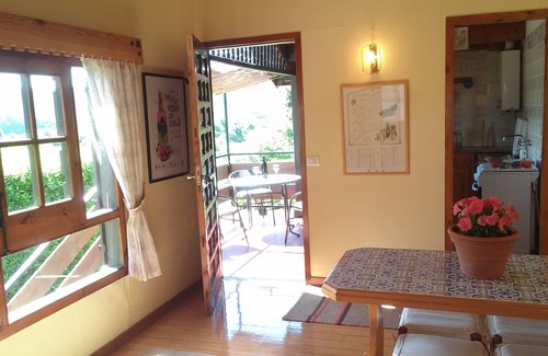 O Rosal Ski Chalet | Charming Rustic Lodge with Pool and Lovely views. Walk to Tapas Bar and Beach.