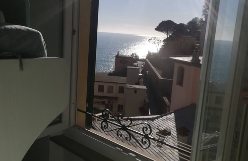 Manarola Apartment | Charming sea view apartment for families
