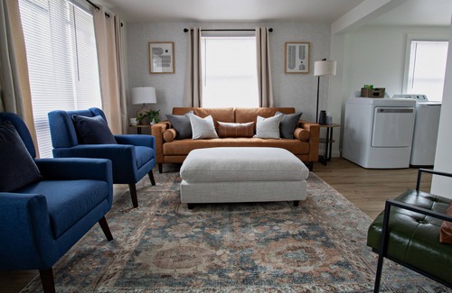 Hagerstown Apartment | Charming small town experience in Hagerstown, Indiana, self check-in, sleeps 5+