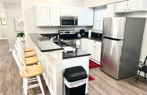 Shelbyville House | Charming Spacious Get Away