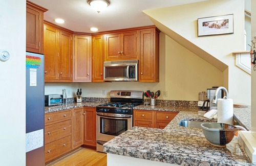 Proctorsville House | Charming & spacious two-story townhome with balcony - close to Okemo