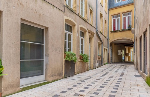 Thionville Apartment | Charming studio city center quiet near train stati