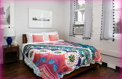 Westlake Apartment | Charming Studio for Two! Minutes Away from DTLA!