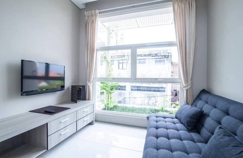 Pemecutan Kelod Apartment | Charming studio in Central Point C