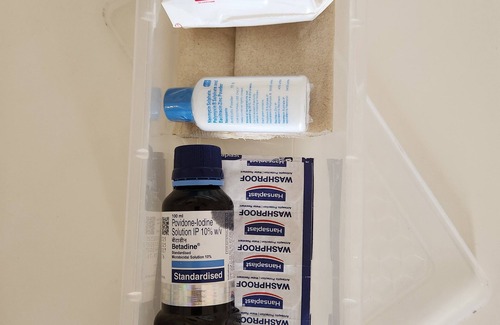 Vrindavan Apartment | Charming studio in enchanting Vrindavan with AC, kitchenette,TV & pretty Balcony