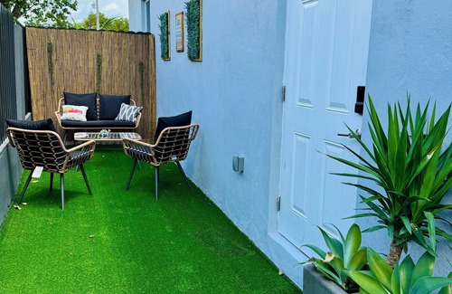 Liberty City Apartment | Charming studio in lovely Miami with WiFi and AC