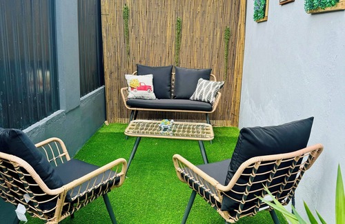 Liberty City Apartment | Charming studio in lovely Miami with WiFi and AC