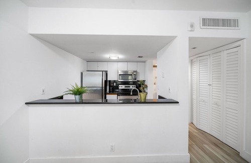 South Beach Apartment | Charming studio Ocean Drive