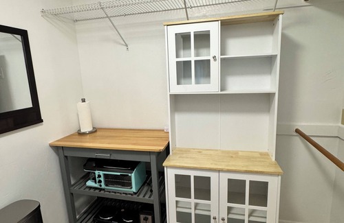 Alachua Apartment | Charming studio with AC and WiFi in fabulous Alachua