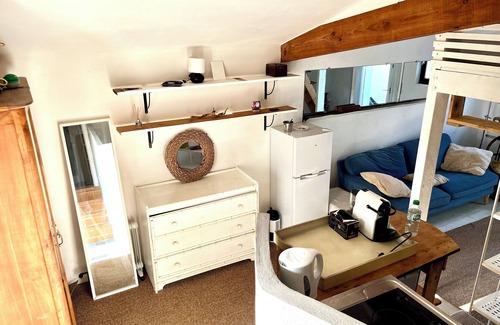 Arcangues Apartment | Charming Studio with Terrace