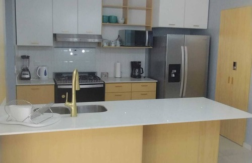 Puerto Barillas House | Charming 3-bedroom townhome with WiFi, AC in phenomenal Residencia San Andres!