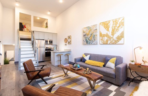 Five Points South Apartment | Charming Tiny House W/Free Parking