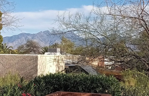 Colonia De Los Alamos House | Charming townhome with AC in Green Valley. Utilities and wireless WI-FI incl.