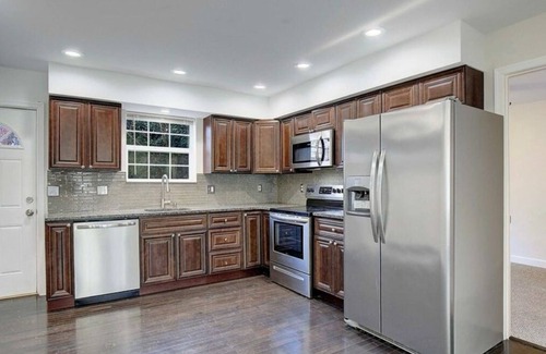 Historic District House | Charming townhome with AC and WiFi in delightful Annapolis