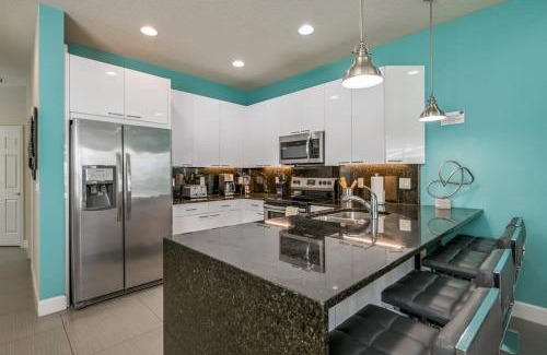 Four Corners House | Charming Villa with Private Pool Bliss