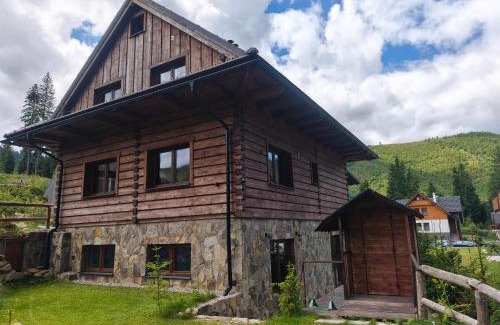 Demanovska Dolina Ski Chalet | Chata Líška JASNA