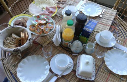 Frasne-le-Chateau Bed & Breakfast | Chateau de Frasne