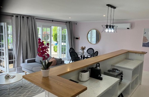 Aldinga Apartment | Chateau in The Vines Cottage by Wine Coast Holiday Rentals