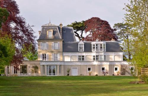 Commes Hotel | Chateau La Cheneviere