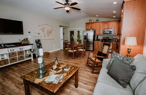 Mountain Rest House | Chauga River - The Guest House - Private - Secluded