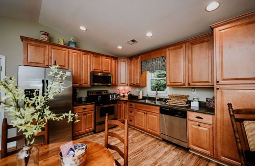 Mountain Rest House | Chauga River - The Guest House - Private - Secluded