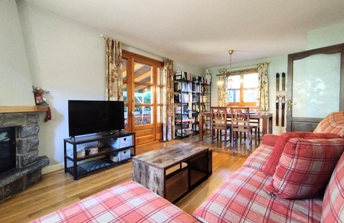 Linsoles Apartment | CHECK-IN CASAS Cumbre de Benasque