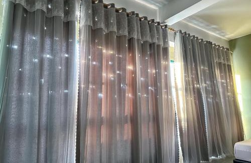 Sibu Apartment | Check In Studio Homestay 12pax 1 Big Room with 4 kingsize 2 single matress Spacious space Super Budget