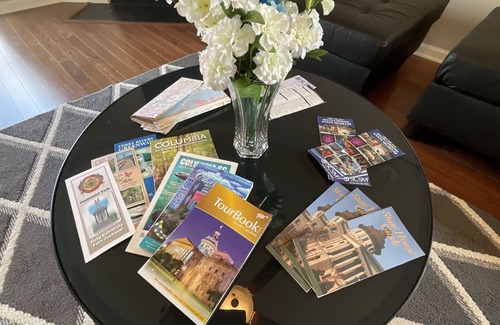 West Columbia House | Cheerful 2-bedroom house with indoor fireplace, few miles way from lake Murry