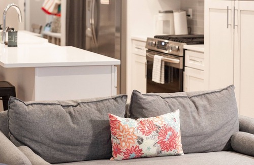 Old Town House | Cheerful 4 Bedroom Home in Downtown Depot District