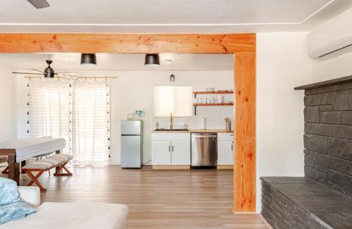 Redding House | Cheerful Three Bedroom with a Fireplace