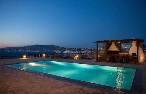 Ano Mera Villa | Chef included by Fantasia Villas: Villa Vento 7 bedrooms