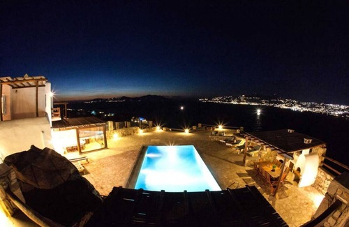 Ano Mera Villa | Chef included by Fantasia Villas: Villa Vento 7 bedrooms