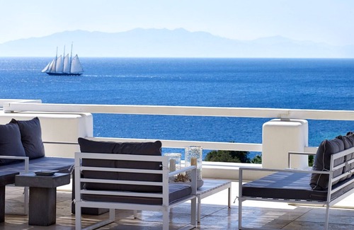 Psarou Villa | Chef included by Fantasia Villas: Absolute Paradise Villa One