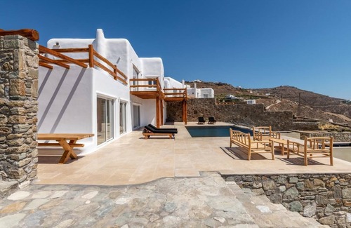 Houlakia Villa | Chef included by Fantasia Villas: Greco de la Greco Villa