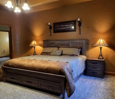 Custer House | Cherry on top lodge