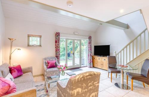 Faversham House | Cherry Tree Cottage