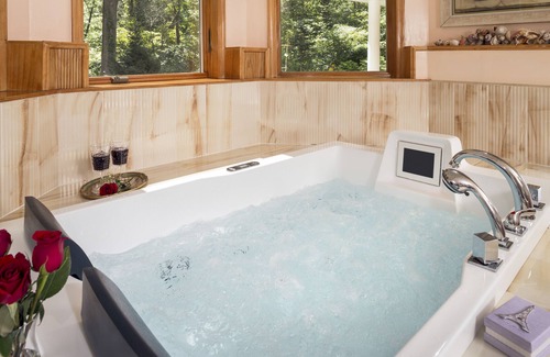 Stroudsburg Bed & Breakfast | Cherry Valley Manor Luxury Bed and Breakfast