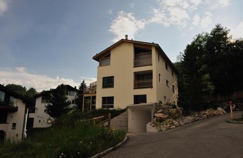 Celerina-Schlarigna Apartment | Chesa Guardamunt