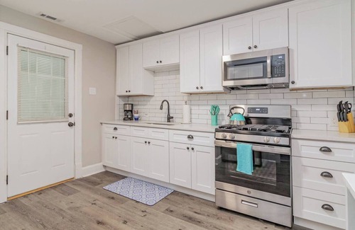 Chesterton Apartment | Chesterton Charmer: Upper Unit