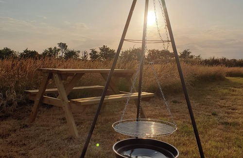 Saltburn-by-the-Sea Cabin | Chestnut 6m xl Bell Tent, log Burner, nr Whitby