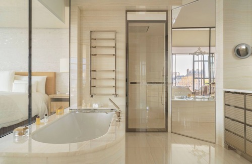 Paris City Center Hotel | Cheval Blanc Paris