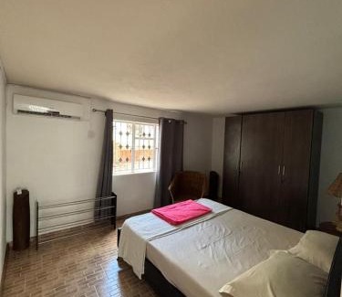 Port Louis Apartment | Chez Hedley Résidence : Couple/Business