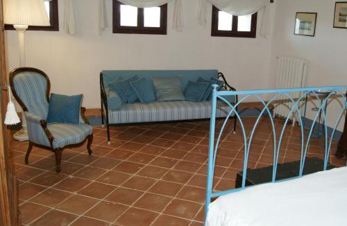 San Pietro in Bossolo Villa | Chiantivillas Poggio a Vento