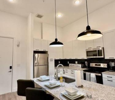 Castleberry Hill Apartment | Chic 1BR Apt in Downtown ATL!
