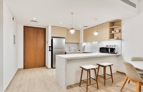 Al Wasl Apartment | Chic 1BR APT with Pool, Gym & Kid's Playground