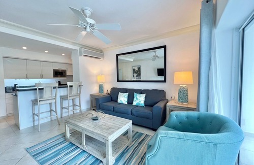 Porters Resort | Chic 2 bedroom 2 bathroom groundfloor beachfront unit, pool tennis WiFi GB110